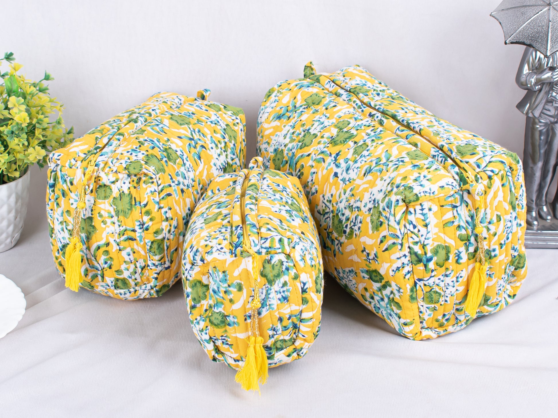 Set of 3 Makeup Bags, Cosmetic Makeup Travel Bags, Small Pouches, Travel Pouch For Women, Designer Makeup Bags, Cotton Toiletry Bags