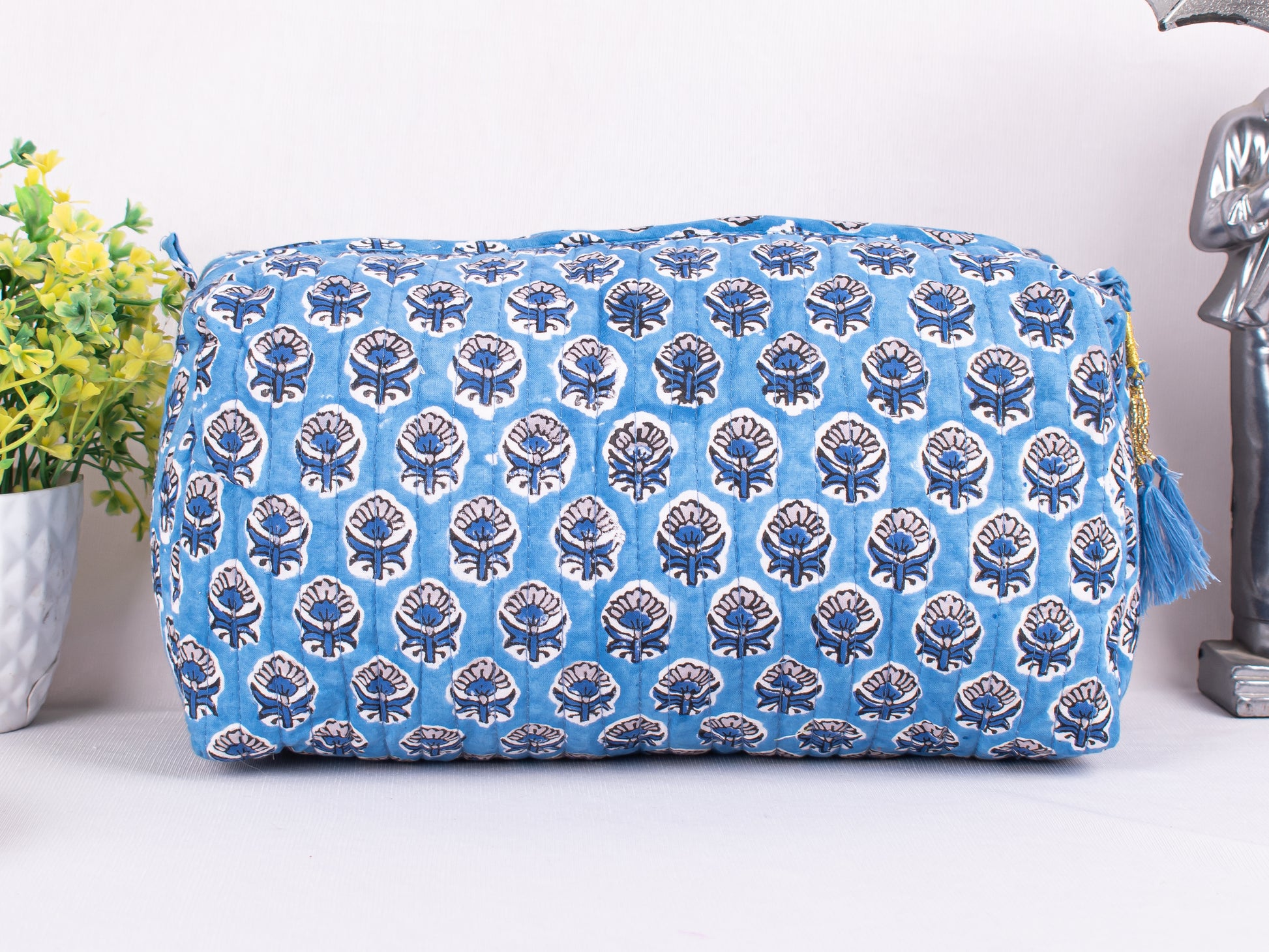 Set of 3 Printed Cotton Fabric Pouches, Floral Cosmetic Pouches, Women Beauty Case Pouch,  Zipper Pouch Bags, Eco-Friendly Cotton Bags