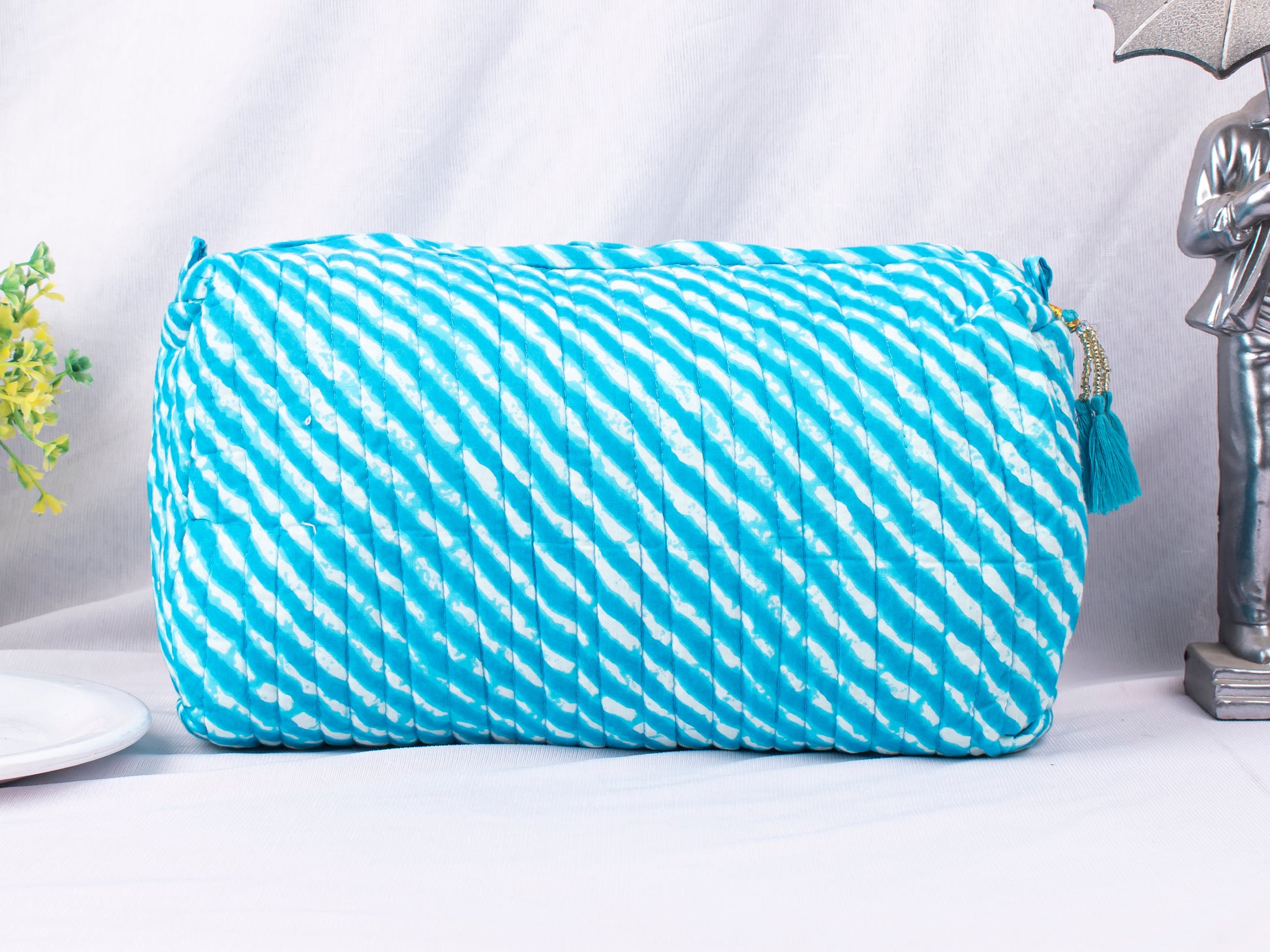 Set Of 3 Cosmetic Bags, Lightweight and Waterproof Wash Bags, Set Of 3 Makeup Bags, Pure Cotton Bags, Eco-friendly Cotton Bags