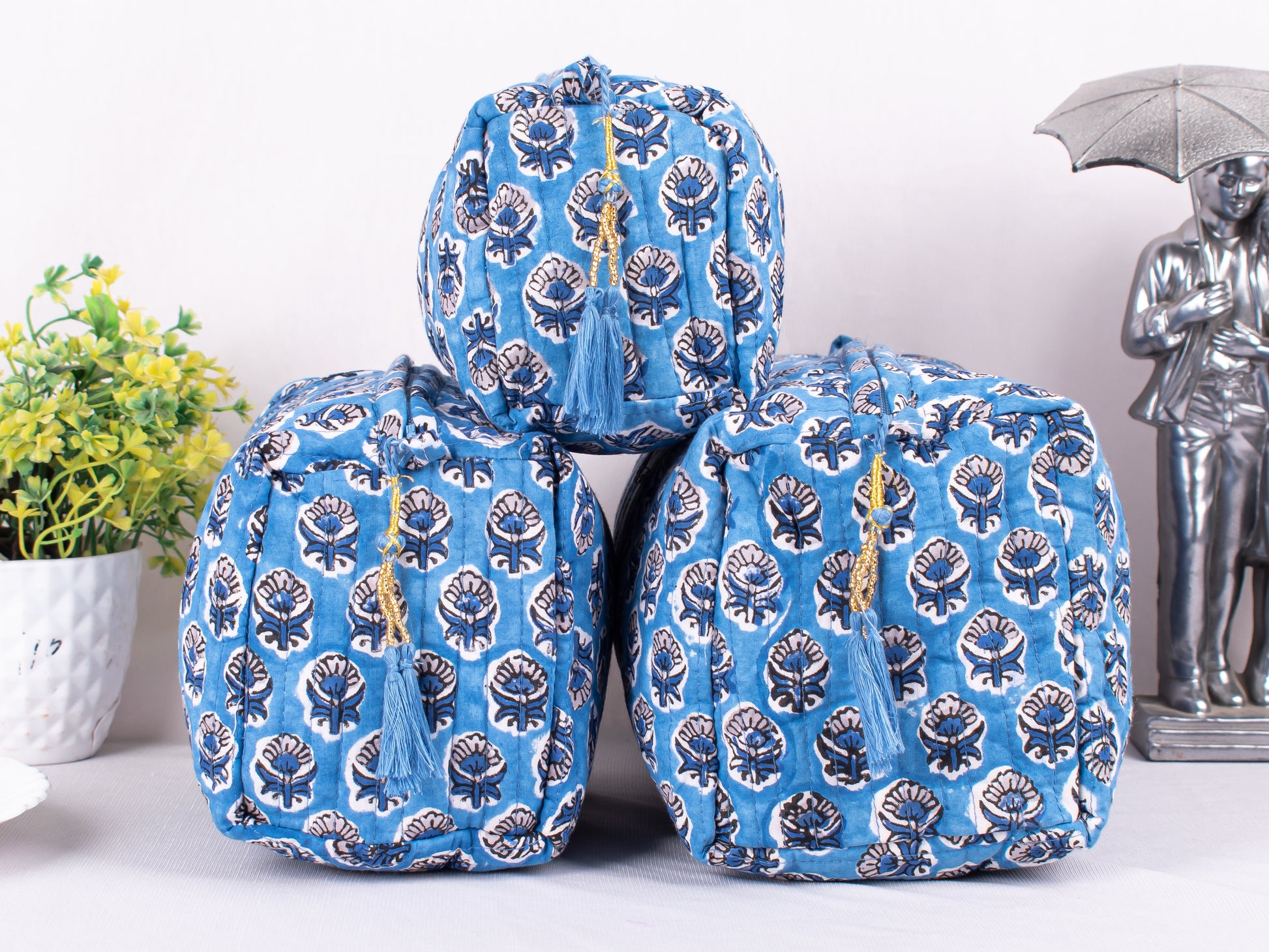 Set of 3 Printed Cotton Fabric Pouches, Floral Cosmetic Pouches, Women Beauty Case Pouch,  Zipper Pouch Bags, Eco-Friendly Cotton Bags