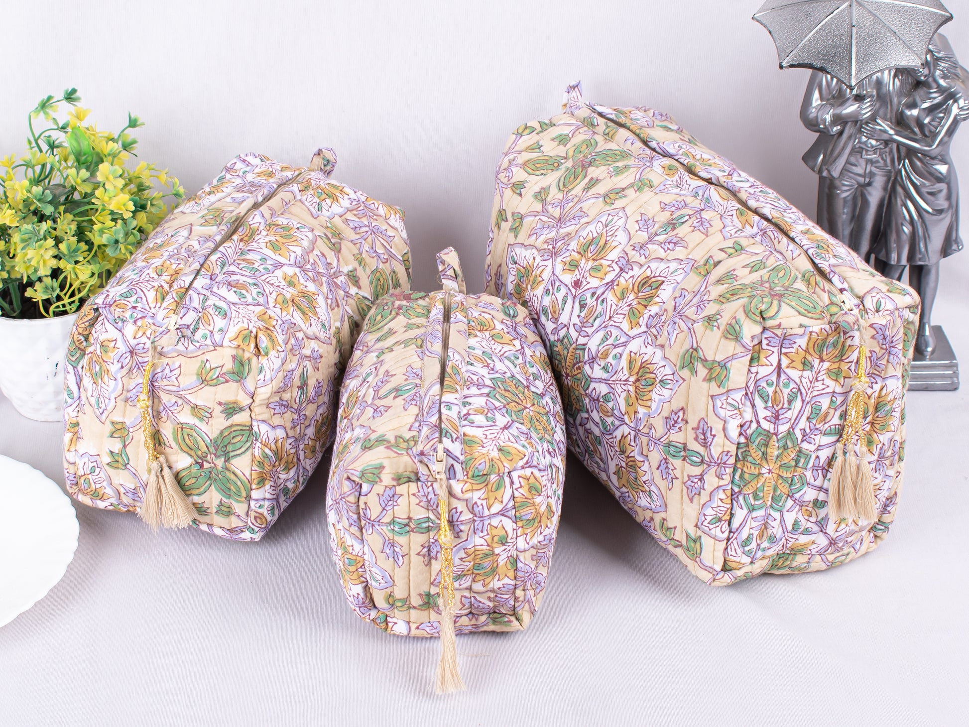 Set of 3 Cotton Makeup Bags, Quilted Toiletry Bags, Cotton Women Beauty Bags, Traveling Bags, Lightweight  Zipper Pouch Bag