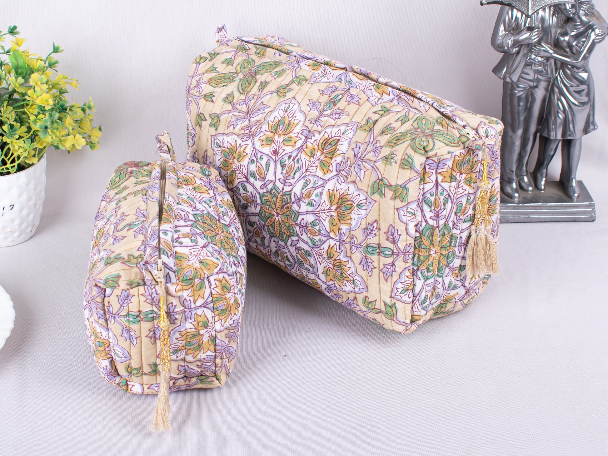 Set of 3 Cotton Makeup Bags, Quilted Toiletry Bags, Cotton Women Beauty Bags, Traveling Bags, Lightweight  Zipper Pouch Bag