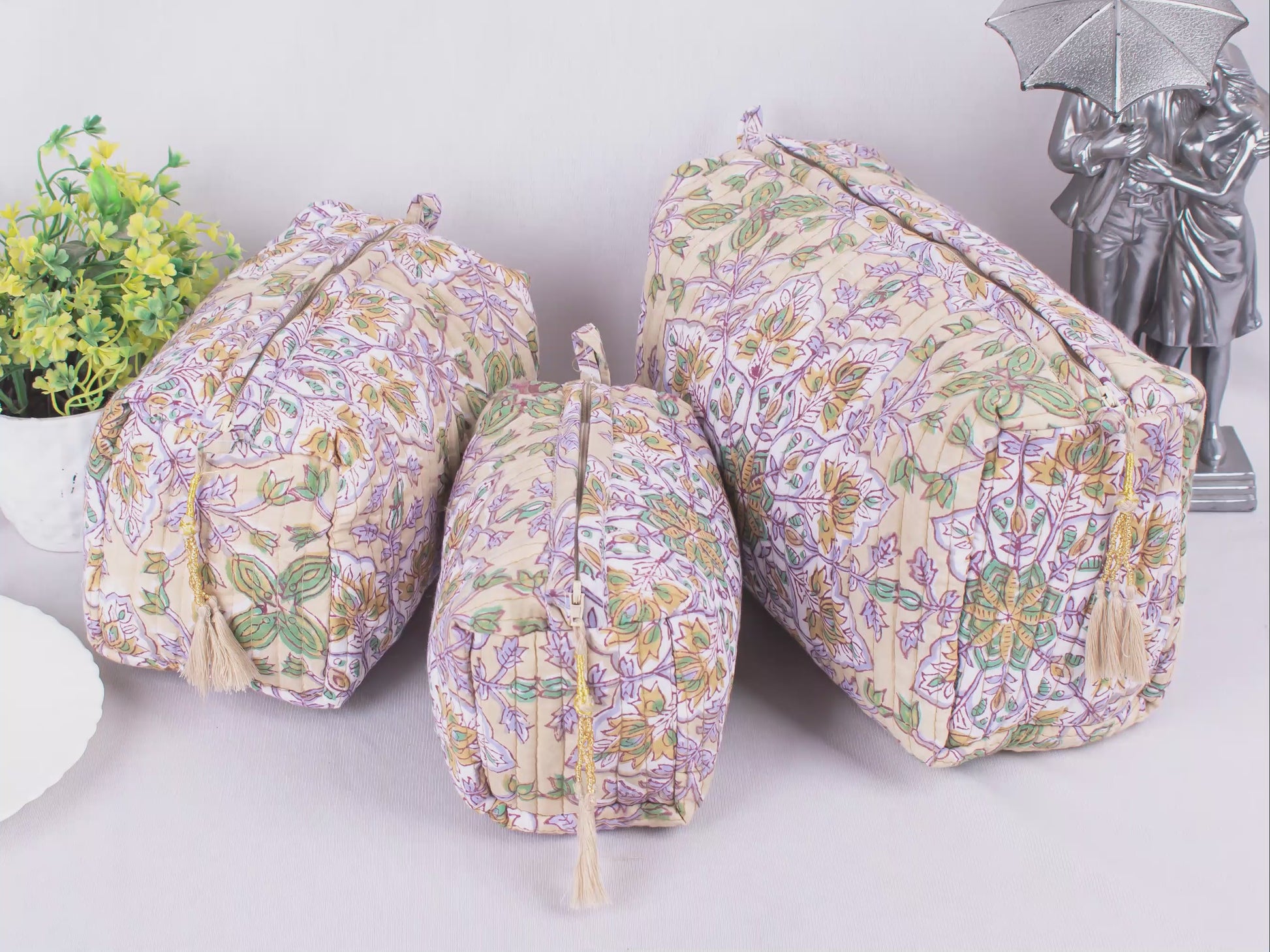 Set of 3 Cotton Makeup Bags, Quilted Toiletry Bags, Cotton Women Beauty Bags, Traveling Bags, Lightweight  Zipper Pouch Bag