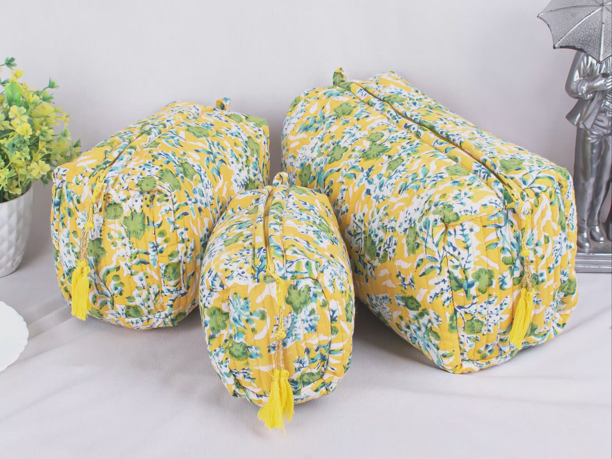 Set of 3 Makeup Bags, Cosmetic Makeup Travel Bags, Small Pouches, Travel Pouch For Women, Designer Makeup Bags, Cotton Toiletry Bags